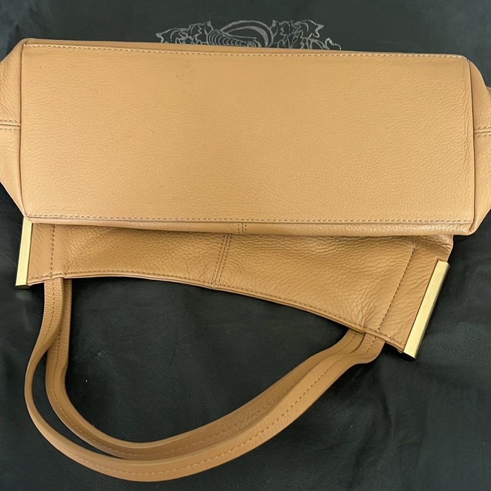 Vince Camino Tan Leather Women's Bag - Picture 3 of 6